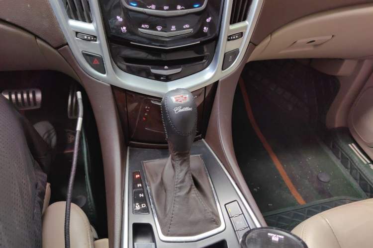 Used Cadillac SRX 2013 3.6L Flagship Model Gear Lever