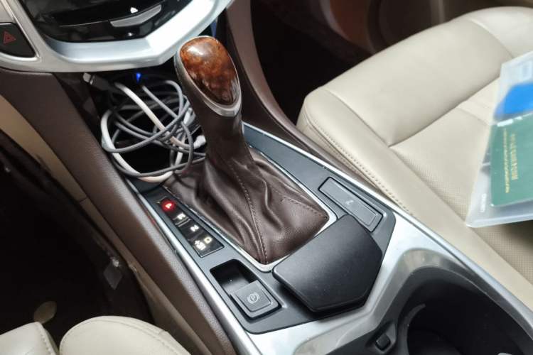 Used Cadillac SRX 2013 3.0L Elite Model Gear Lever
