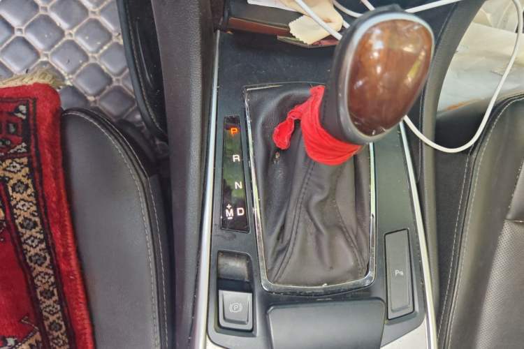 Used Cadillac SRX 2013 3.0L Luxury Model Gear Lever