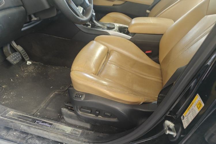 Used Cadillac SRX 2013 3.0L Elite Model Left Front Seat