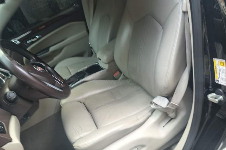 Used Cadillac SRX 2013 3.0L Elite Model Left Front Seat