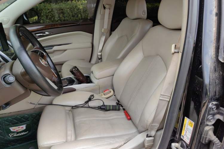 Used Cadillac SRX 2013 3.6L Flagship Model Left Front Seat