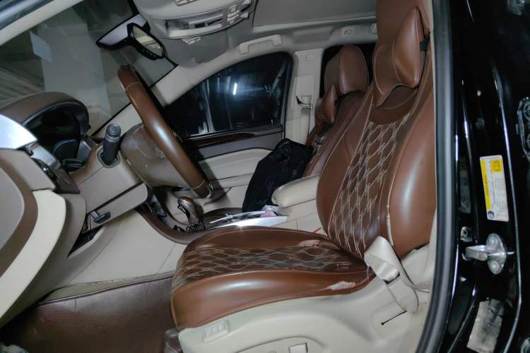 Used Cadillac SRX 2013 3.0L Luxury Model Left Front Seat