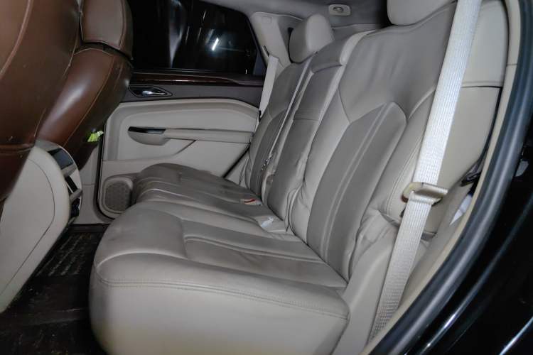 Used Cadillac SRX 2013 3.0L Luxury Model Left Rear Seat
