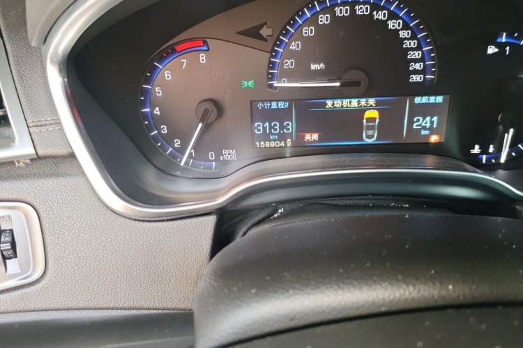 Used Cadillac SRX 2013 3.0L Comfort Model Odometer Close Up
