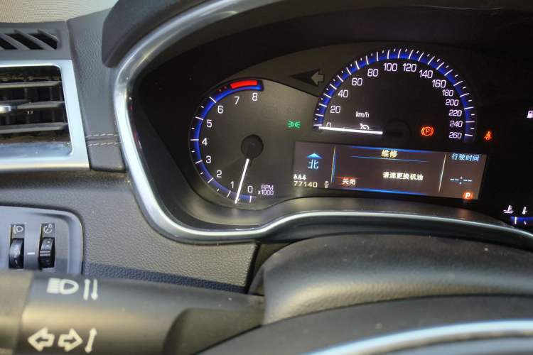 Used Cadillac SRX 2013 3.0L Elite Model Odometer Close Up