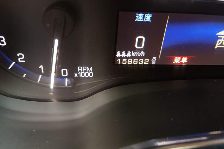 Used Cadillac SRX 2013 3.0L Luxury Model Odometer Close Up