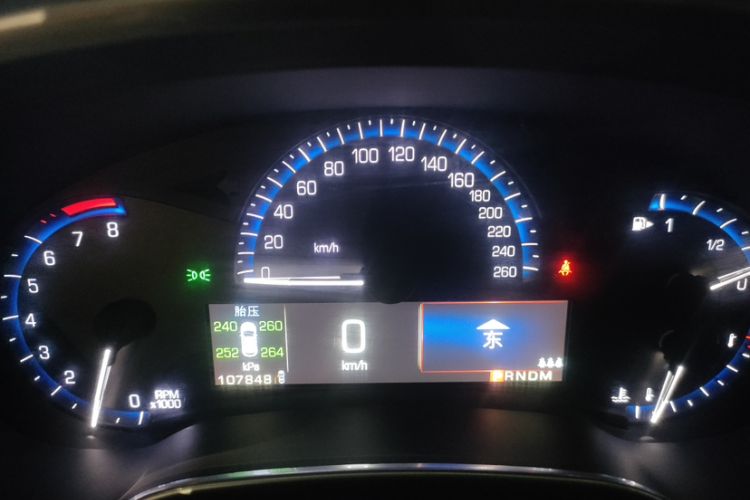 Used Cadillac SRX 2013 3.0L Elite Model Odometer Close Up