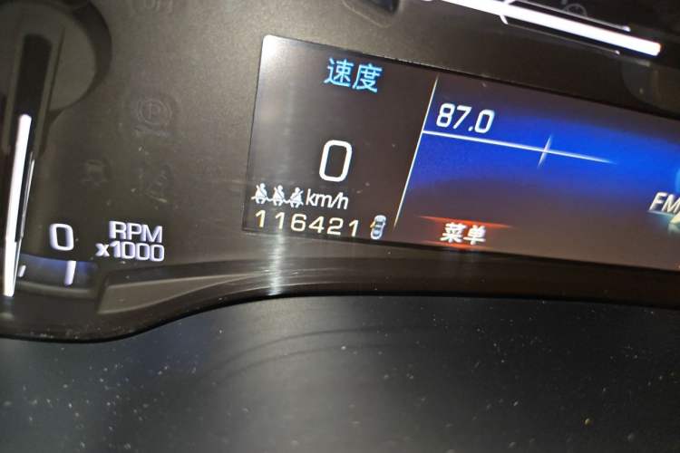 Used Cadillac SRX 2013 3.0L Elite Model Odometer Close Up