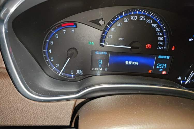 Used Cadillac SRX 2013 3.0L Luxury Model Odometer Close Up