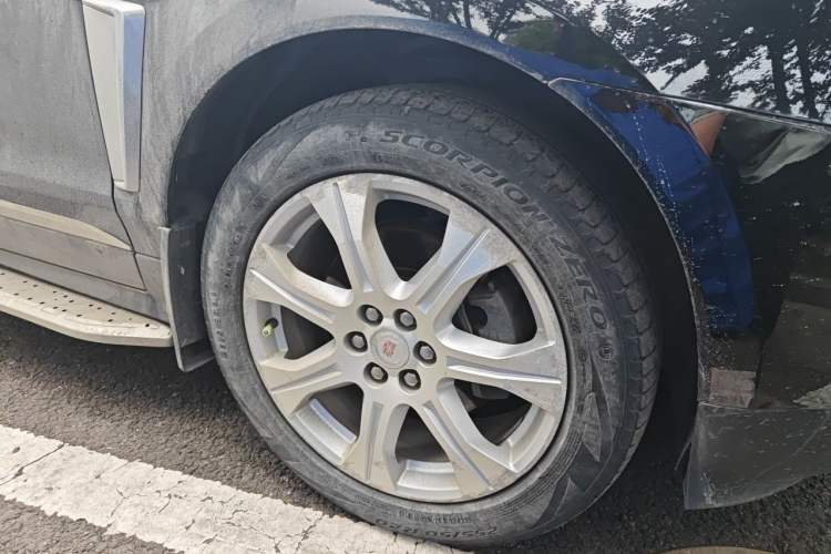 Used Cadillac SRX 2013 3.0L Leading Model Right Front Wheel Hub