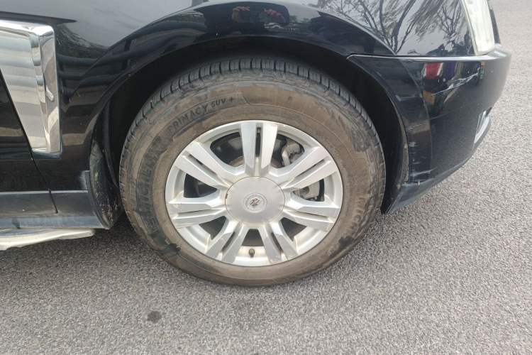 Used Cadillac SRX 2013 3.0L Comfort Model Right Front Wheel Hub