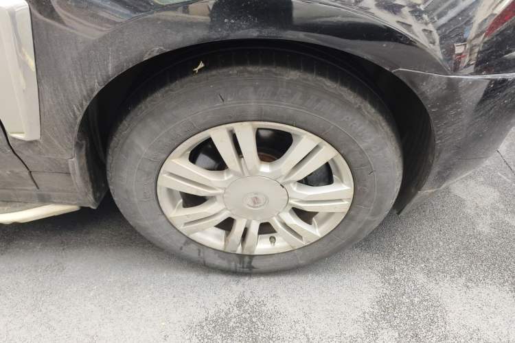 Used Cadillac SRX 2013 3.0L Leading Model Right Front Wheel Hub