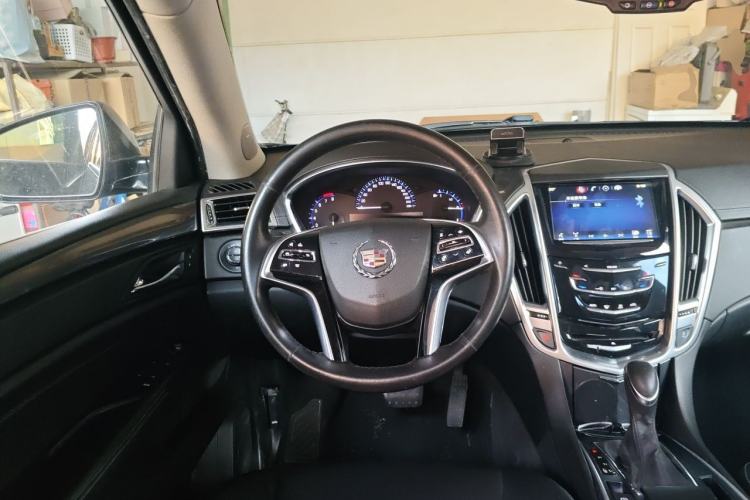 Used Cadillac SRX 2013 3.0L Comfort Model Steering Wheel