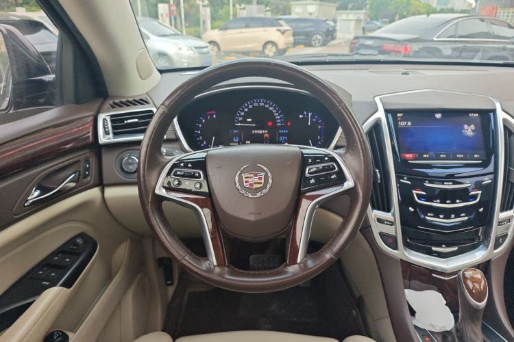 Used Cadillac SRX 2013 3.0L Elite Model Steering Wheel