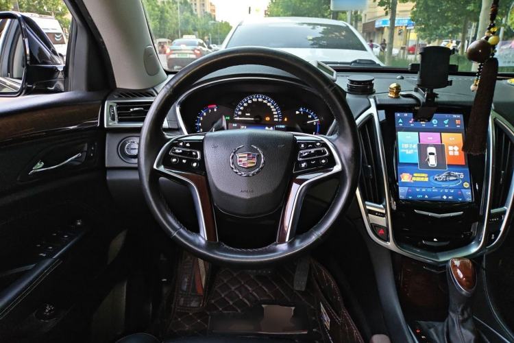 Used Cadillac SRX 2013 3.0L Elite Model Steering Wheel