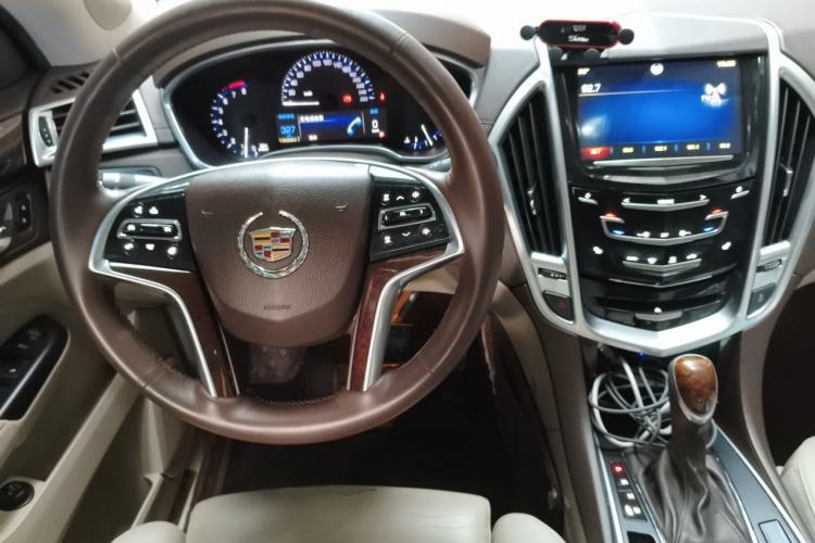 Used Cadillac SRX 2013 3.0L Elite Model Steering Wheel