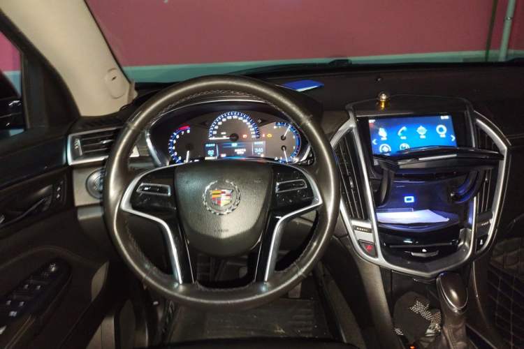 Used Cadillac SRX 2013 3.0L Comfort Model Steering Wheel