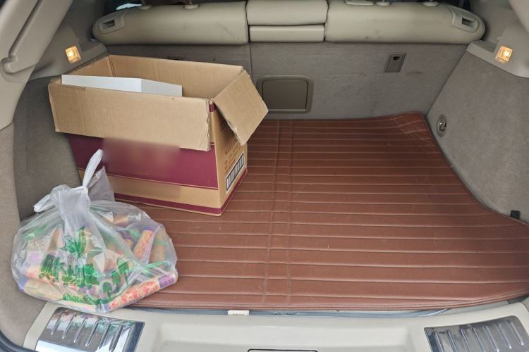 Used Cadillac SRX 2013 3.0L Elite Model Trunk