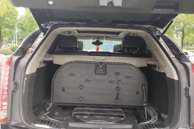 Used Cadillac SRX 2013 3.0L Elite Model Trunk