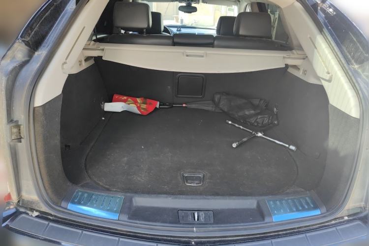 Used Cadillac SRX 2013 3.0L Comfort Model Trunk