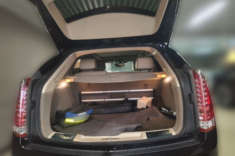 Used Cadillac SRX 2013 3.0L Leading Model Trunk