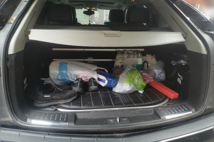Used Cadillac SRX 2013 3.0L Elite Model Trunk