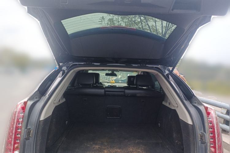 Used Cadillac SRX 2013 3.0L Comfort Model Trunk