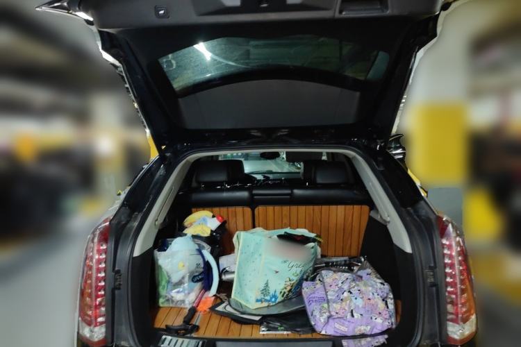 Used Cadillac SRX 2013 3.0L Leading Model Trunk