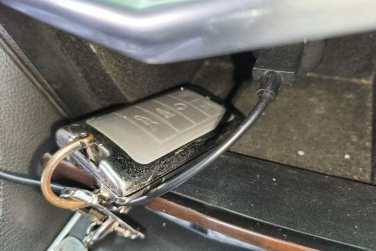 Used Cadillac SRX 2013 3.0L Elite Model Vehicle Key