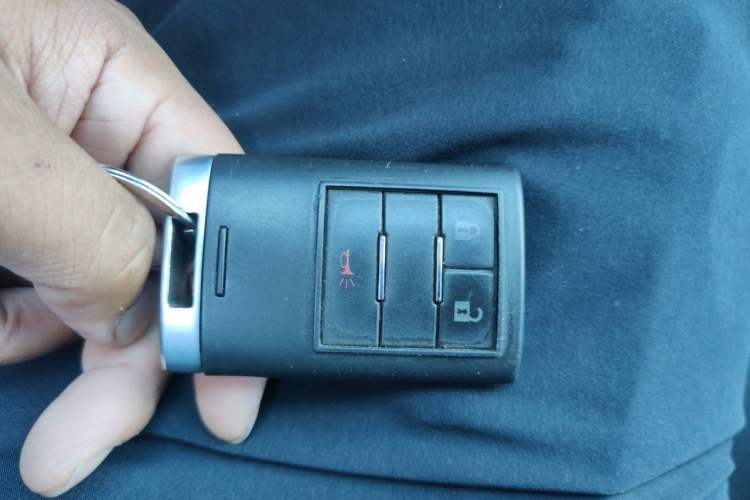 Used Cadillac SRX 2013 3.0L Comfort Model Vehicle Key