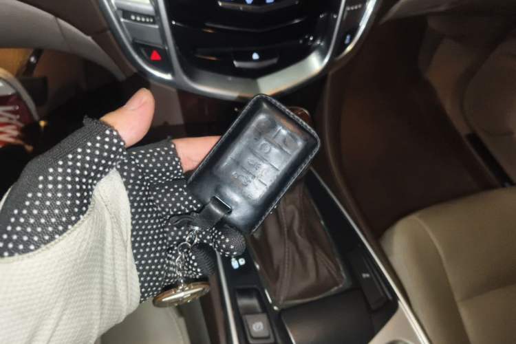 Used Cadillac SRX 2013 3.0L Leading Model Vehicle Key