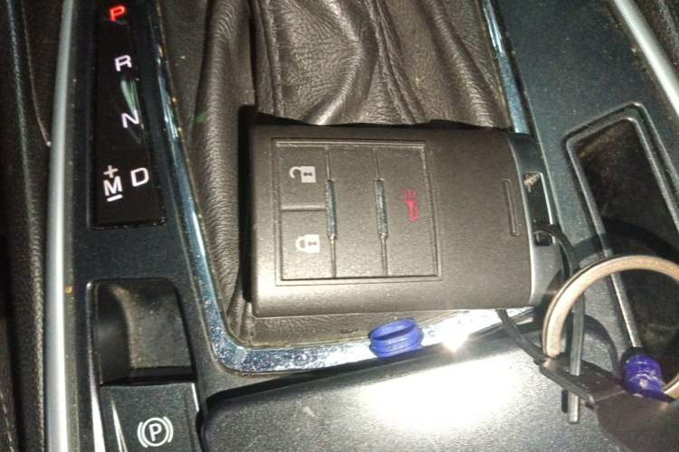 Used Cadillac SRX 2013 3.0L Comfort Model Vehicle Key