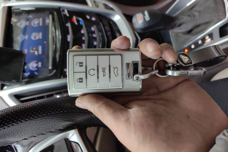 Used Cadillac SRX 2013 3.6L Flagship Model Vehicle Key