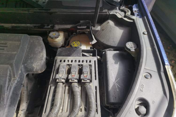 Used Cadillac SRX 2013 3.0L Leading Model Engine Bay Left