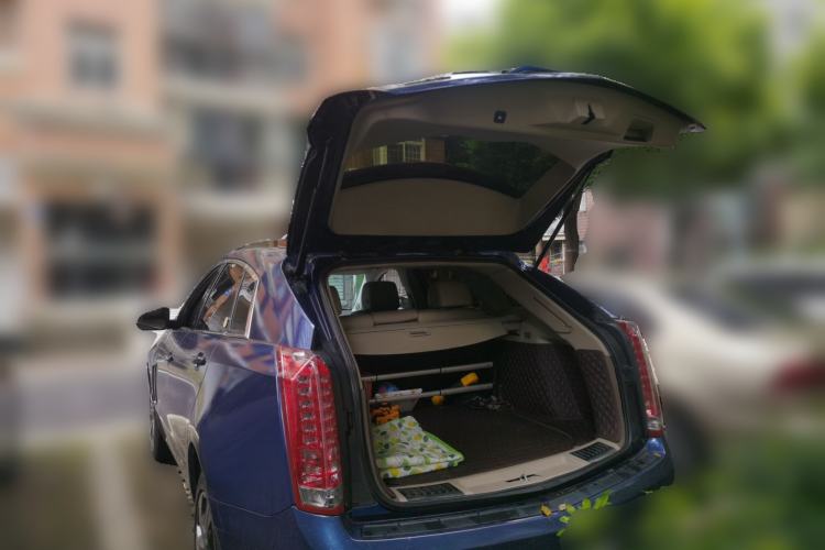 Used Cadillac SRX 2013 3.0L Leading Model Trunk