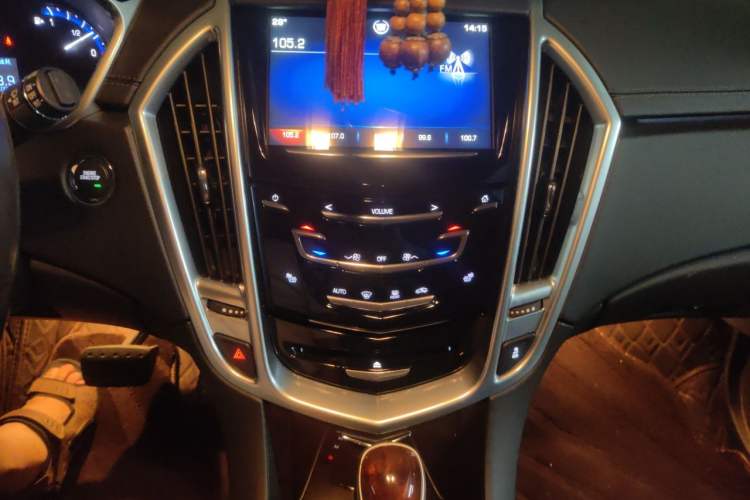 Used Cadillac SRX 2013 3.0L Leading Model Audio And AC Panel