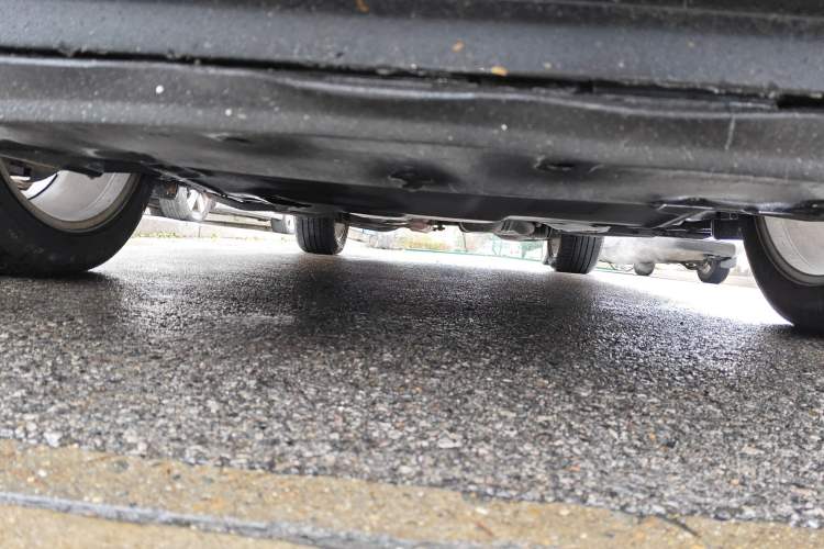 Used Cadillac SRX 2013 3.0L Leading Model Chassis Front