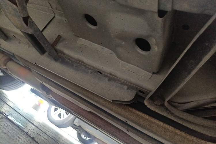 Used Cadillac SRX 2013 3.0L Elite Model Chassis Rear Left