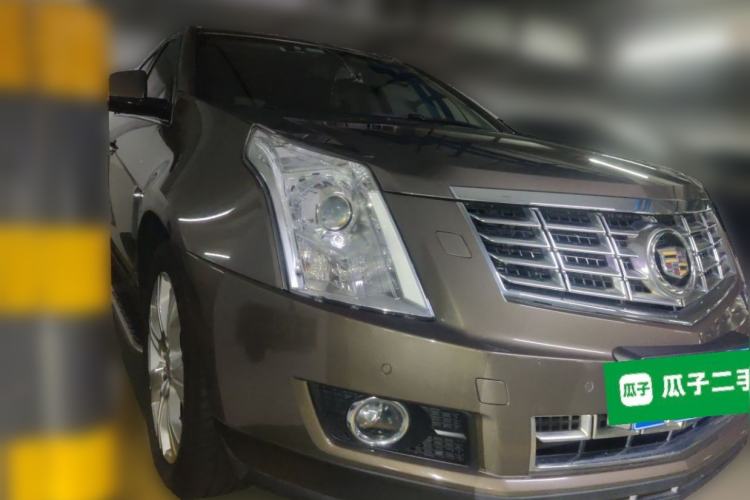 Used Cadillac SRX 2013 3.0L Leading Model Front Right 45 Deg