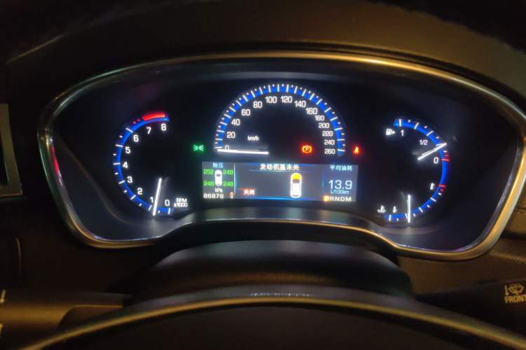 Used Cadillac SRX 2013 3.0L Leading Model Odometer Close Up
