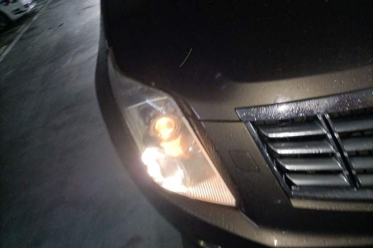 Used Cadillac SRX 2013 3.0L Luxury Model Right Front Headlight