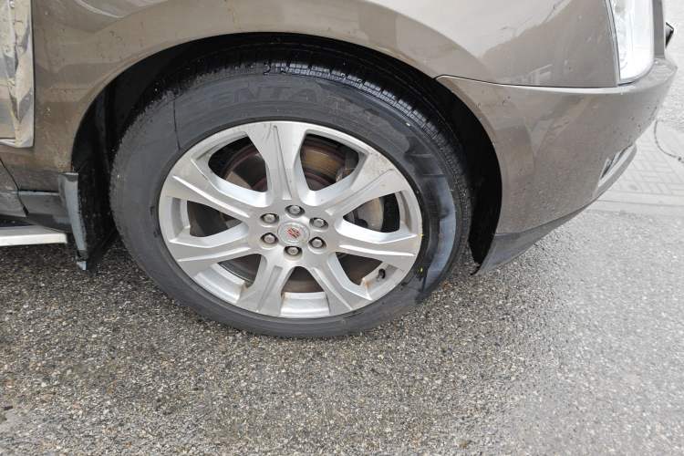 Used Cadillac SRX 2013 3.0L Leading Model Right Front Wheel Hub