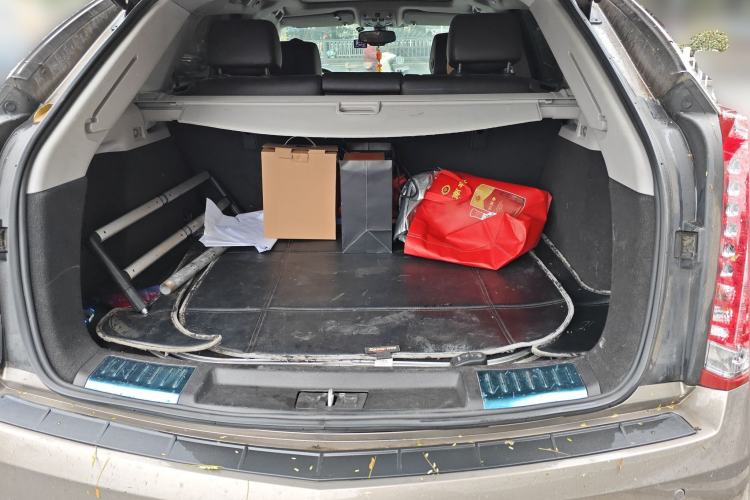 Used Cadillac SRX 2013 3.0L Leading Model Trunk