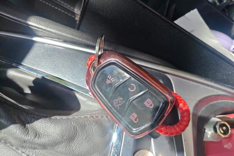 Used Cadillac SRX 2013 3.0L Elite Model Vehicle Key