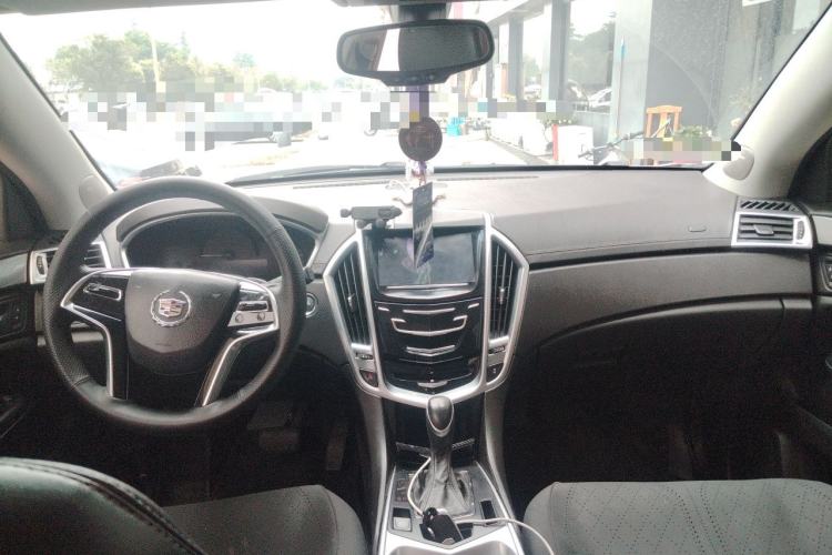 Used Cadillac SRX 2013 3.0L Comfort Model Center Console