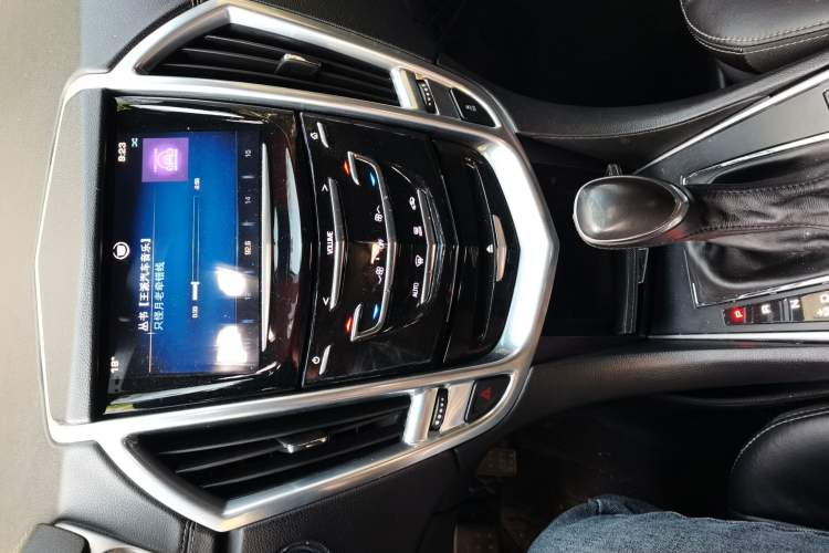 Used Cadillac SRX 2013 3.0L Comfort Model Audio And AC Panel