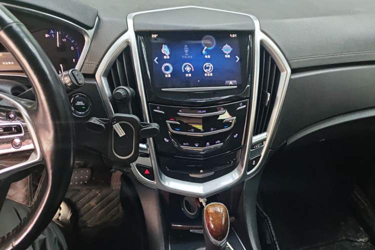 Used Cadillac SRX 2013 3.0L Leading Model Audio And AC Panel