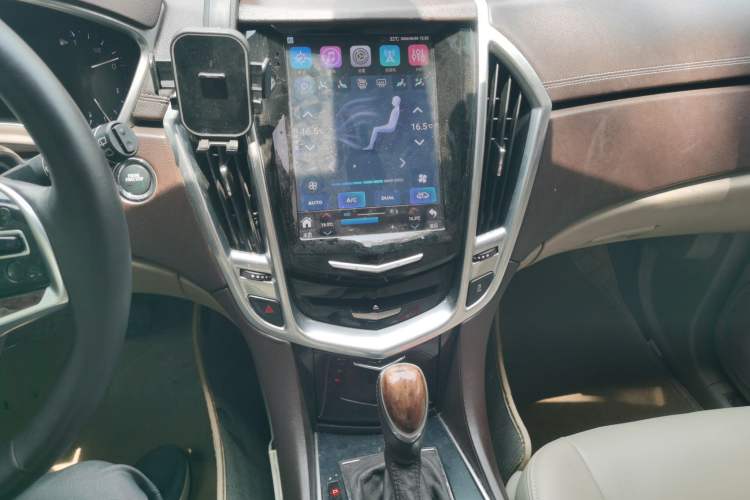 Used Cadillac SRX 2013 3.0L Elite Model Audio And AC Panel