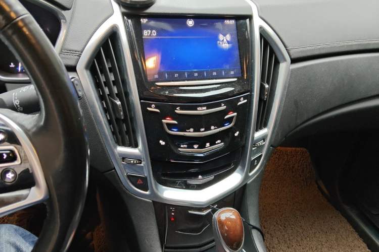 Used Cadillac SRX 2013 3.0L Leading Model Audio And AC Panel